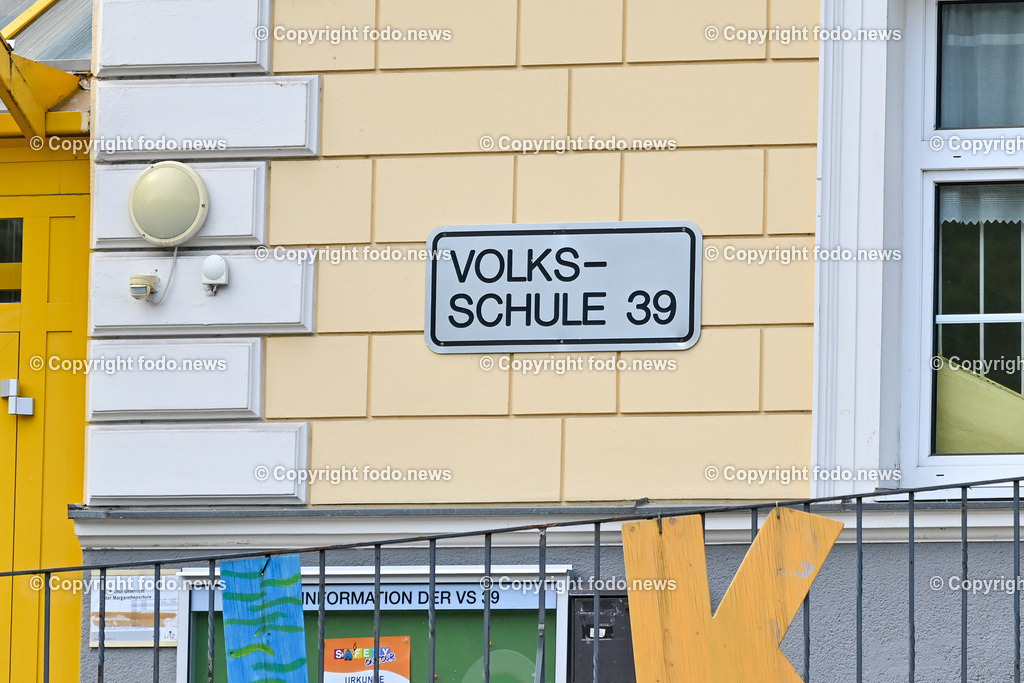 Linz_ Margarethen Volksschule 39_ 28.06.2024-2 | 28.06.2024, Linz, AUT, Margarethen im Bild Margarethen Volksschule 39, Haus, Gebaeude, Schule