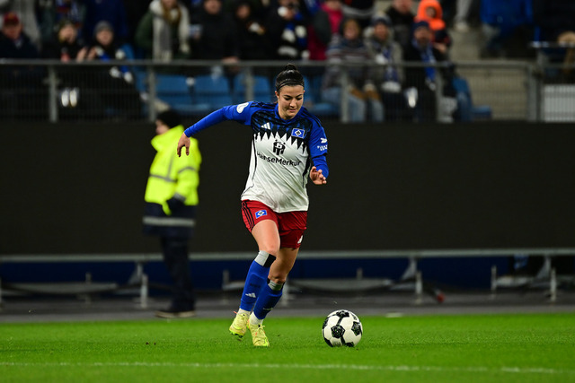Fußball I Frauen I Saison 2025-2026 I DFB-Pokal I Achtelfinale I Hamburger SV - Bayer 04 Leverkusen I 17794 | Der Sportfotograf. - Realisiert mit Pictrs.com