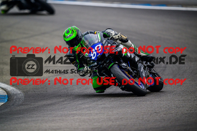 MaZZes_FotoMatrix_240614_6007705_0050 | WEISS