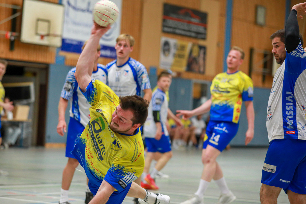 SVN_TVIssum_250426_077 | Bildergalerie von Sport-Ereignissen aber auch von weiteren spannenden Dingen - nicht nur vom Niederrhein. In Anlehnung an den bekannten Spruch von Hanns Dieter Hüsch heißt das Motto: "Niederrhein ist überall".  - Realisiert mit Pictrs.com