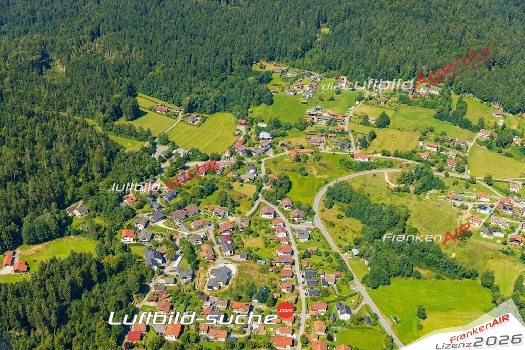 Rabenstein Zwiesel Bild- Das Luftbild wurde 2025 vom UL-Flugzeug heraus erstellt ( keine Drohne ) - Hochauflösende Luftaufnahme -Nicht vergleichbar mit Google Maps oder Satelittenbilder- Die Geschenkidee !Mit Lizenz und Bildrechte bestellbar