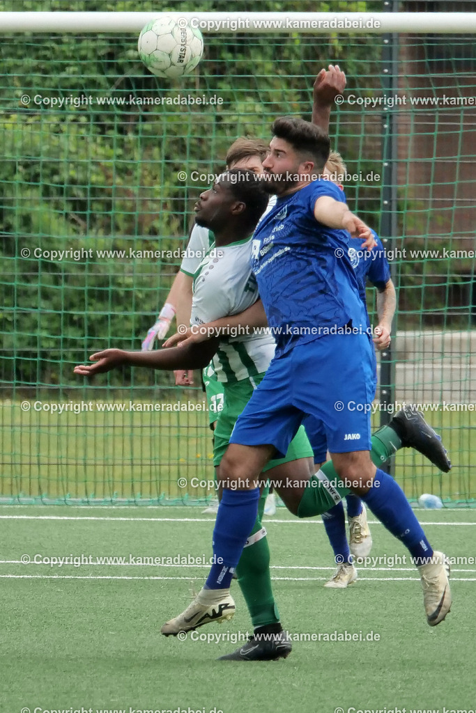 Fußball : Bezirksliga : TV Voerde - FC Sterkrade 72 | Fußball : Bezirksliga : TV Voerde - FC Sterkrade 72 am 25.05.2025 in Voerde - Realisiert mit Pictrs.com
