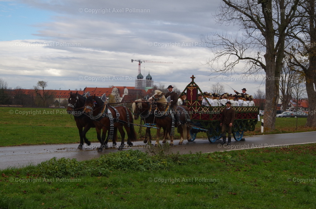 IMGP0117 | fotografiert von Axel PollmannLeonhardi Wallfahrt Benediktbeuern und Murnau, Fronleichnam, Fasching, Landschaft im Loisachtal und Benediktbeuern  - Realisiert mit Pictrs.com