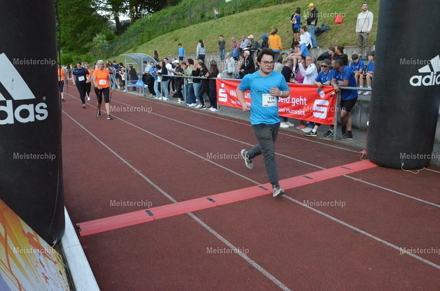 19-51-59_ | Meisterchip Fotoshop - Realisiert mit Pictrs.com