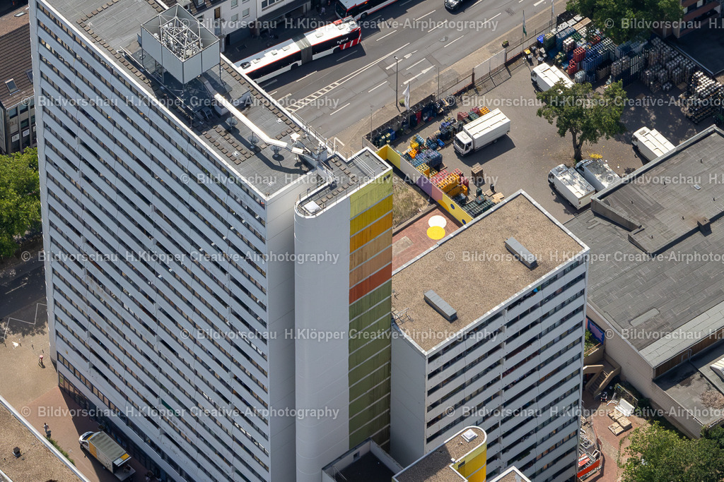 Lufbilder Krefeld-5618 | Hochhaus- Gebäude "Bleichpfadhochhaus" im Wohngebiet an der Straße "Bleichpfad" an der Bleichpfad, Steckendorfer Straße in Krefeld im Ruhrgebiet i - Realisiert mit Pictrs.com