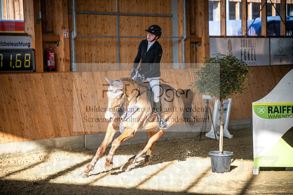 DOS_1000 | Entdecke hochwertige Reitturnierfotos von Foto Oger. Professionell, emotional und authentisch – jetzt Lieblingsmomente im Shop bestellen.Deutschlandweite Turnierfotografie. - Realisiert mit Pictrs.com