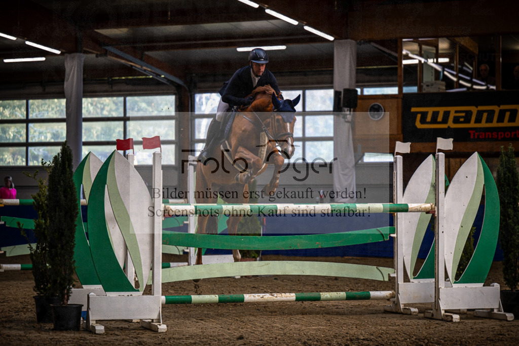 DOS_2646 | Entdecke hochwertige Reitturnierfotos von Foto Oger. Professionell, emotional und authentisch – jetzt Lieblingsmomente im Shop bestellen.Deutschlandweite Turnierfotografie. - Realisiert mit Pictrs.com