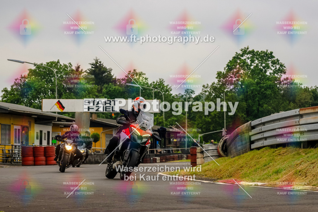 OBK-5788 | Hier findet Ihr Bilder von Touristenfahrten auf der Nürburgring Nordschleife oder von anderen Veranstaltungen die ich besucht habe. Viel Spass beim Durch Schauen 