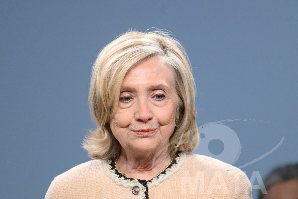 _DWA0161 | Die US-Politikerin Hillary Clinton auf der Veranstaltung Girls Just Want to Have Fundamental Rights: Fighting the Global Pushback im Rahmen der Münchner Sicherheitskonferenz 2026. München, 14.02.2026 Bayern Deutschland - Realisiert mit Pictrs.com