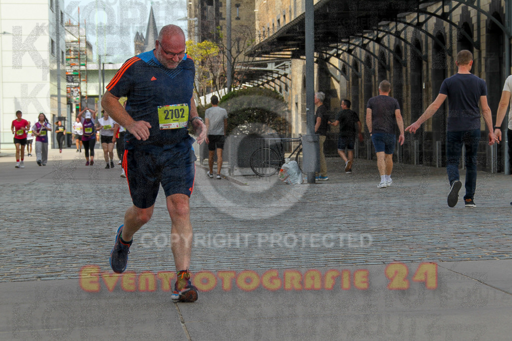 250920_1337_EV4_6291 | Sportfotografie im Rhein-Sieg Kreis, Köln, Bonn, NRW, Rheinland Pfalz, Hessen, etc. Unser Tätigkeitsfeld umfasst den Laufsport vom Volkslauf über den Marathon, Duathlon, Triathon bis zum Ultralauf wie Kölnpfad Ultra oder Schindertrail.