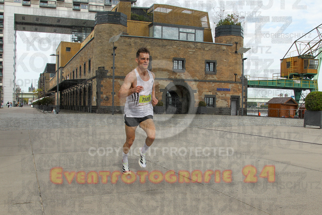 250920_1315_EV4_5170 | Sportfotografie im Rhein-Sieg Kreis, Köln, Bonn, NRW, Rheinland Pfalz, Hessen, etc. Unser Tätigkeitsfeld umfasst den Laufsport vom Volkslauf über den Marathon, Duathlon, Triathon bis zum Ultralauf wie Kölnpfad Ultra oder Schindertrail.