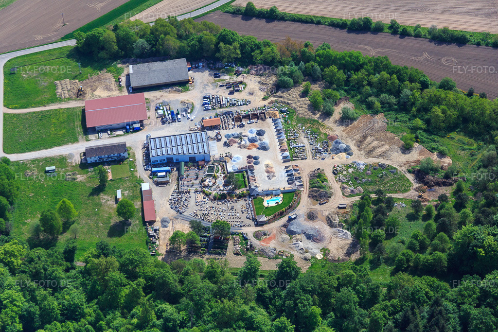 Luftbild: Palatinum Landschafts u. Gartendesign in Hagenbach im Bundesland Rheinland-Pfalz in Deutschland. Foto: IMG_078380.jpg vom 08.05.2015 durch Werner Riehm/FLY-FOTO.dePalatinum