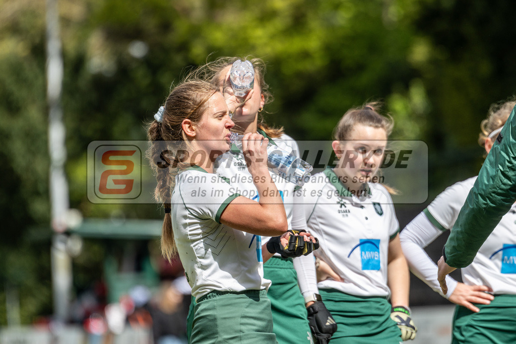 MJ_F_UHTC-Alster_21.04.2024-16 | Lara Birkner (Uhlenhorst Mülheim #4), Uhlenhorst Mülheim - Der Club an der Alster am 21.4.2024 im Waldstadion, Mülheim a. d. Ruhr