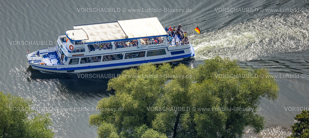 Witten250804908 | Luftbild, MS Schwalbe II Ausflugsschiff auf dem Fluss Ruhr, Gäste und Touristen an Bord, Bommern, Witten, Ruhrgebiet, Nordrhein-Westfalen, Deutschland