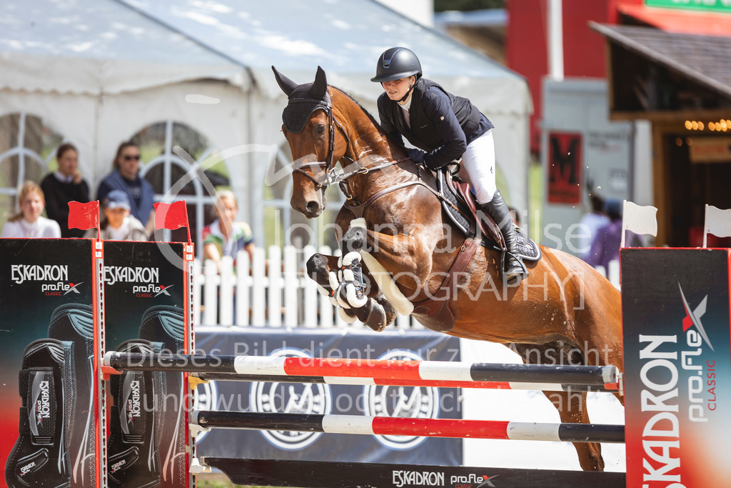 240711_BHO_L-Stil-1-480 | Deine schönsten Turniermomente als professionelle Fotos! Entdecke hochwertige Pferdesport-Fotografie im Online-Shop. Jetzt Fotos finden & bestellen!