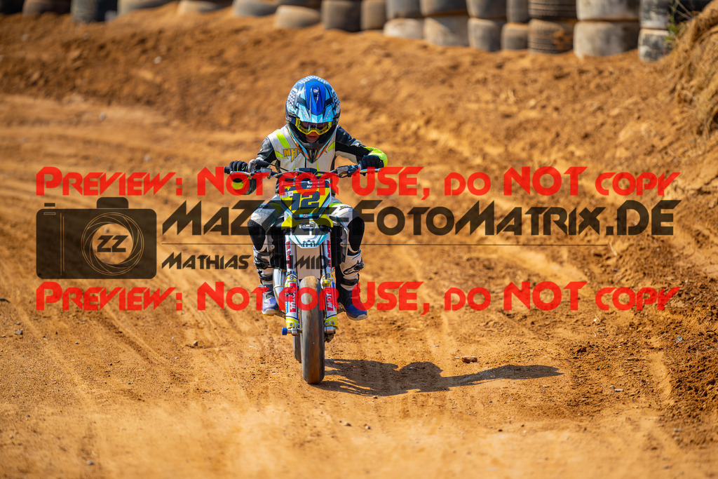 MaZZes-Fotomatrix-20260815-605220 | ROOKIES