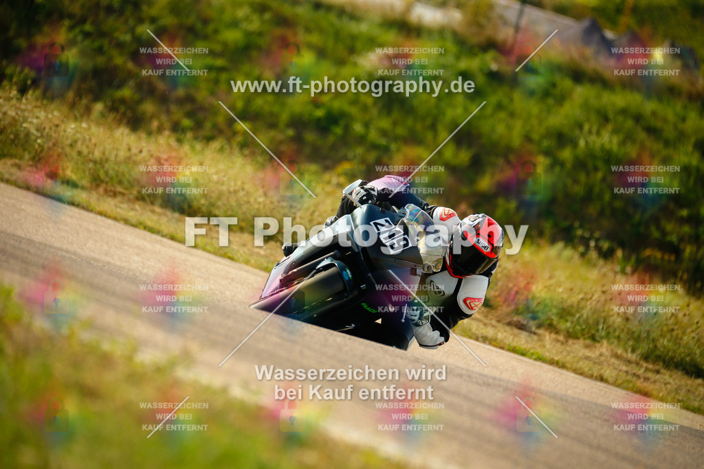 _MOT6082 | Hier findet Ihr Bilder von Touristenfahrten auf der Nürburgring Nordschleife oder von anderen Veranstaltungen die ich besucht habe. Viel Spass beim Durch Schauen 