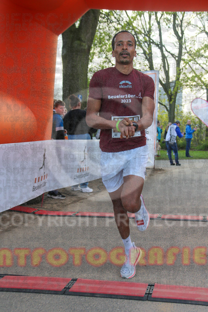 230413_1918_EX1_6707 | Sportfotografie im Rhein-Sieg Kreis, Köln, Bonn, NRW, Rheinland Pfalz, Hessen, etc. Unser Tätigkeitsfeld umfasst den Laufsport vom Volkslauf über den Marathon, Duathlon, Triathon bis zum Ultralauf wie Kölnpfad Ultra oder Schindertrail.