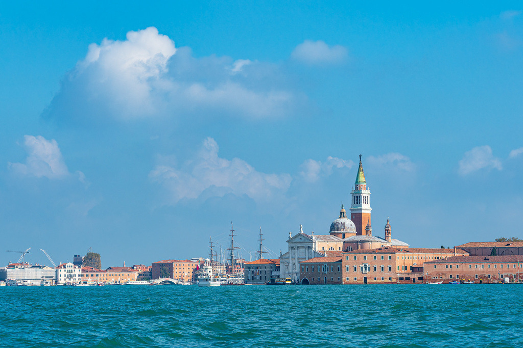 Blick auf historische Gebäude in Venedig, Italien | Blick auf historische Gebäude in Venedig, Italien.
