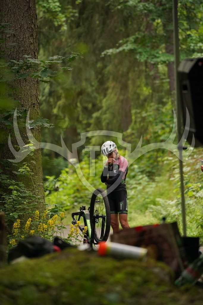 A9_04444 | Fotogalerie der Treibjagd im Dunkelwald - Dein MTB Etappenrennen im Erzgebirge - Realisiert mit Pictrs.com