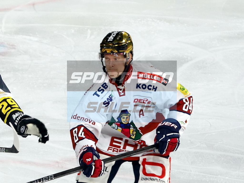 Eero Elo - FRB | Eero Elo - FRB - Realisiert mit Pictrs.com