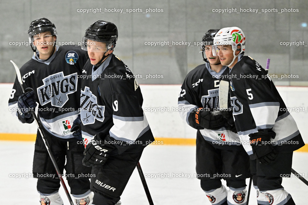 Kuss & Kuss Kings vs. Golden Bulls | Jubel Kuss &amp; Kuss Mannschaft, #19 Jakob Pecnik Kuss &amp; Kuss Kings, #10 Daniil Kulikov Kuss &amp; Kuss Kings, #82 Paul Reiner Kuss &amp; Kuss Kings, #5 Pfeffer Jakob Kuss &amp; Kuss Kings, Kuss &amp; Kuss Kings vs. Golden Bulls, Kuss &amp; Kuss Kings vs. Golden Bulls am 30.05.2025 in Ferlach (HTC Eishalle Ferlach), Austria, (Photo by Bernd Stefan)