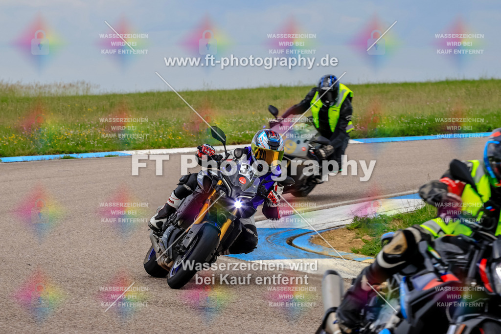 MotoTeam-2364 | Hier findet Ihr Bilder von Touristenfahrten auf der Nürburgring Nordschleife oder von anderen Veranstaltungen die ich besucht habe. Viel Spass beim Durch Schauen 