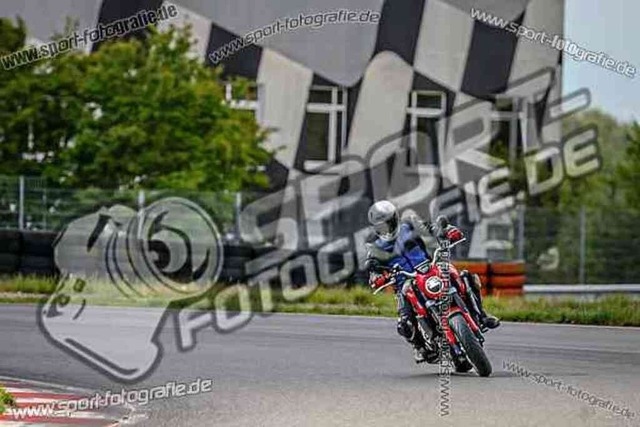 pubi1235 | Professionelle Fotos von Sportveranstaltungen, aber auch Hochzeiten und anderen Events. - Realisiert mit Pictrs.com