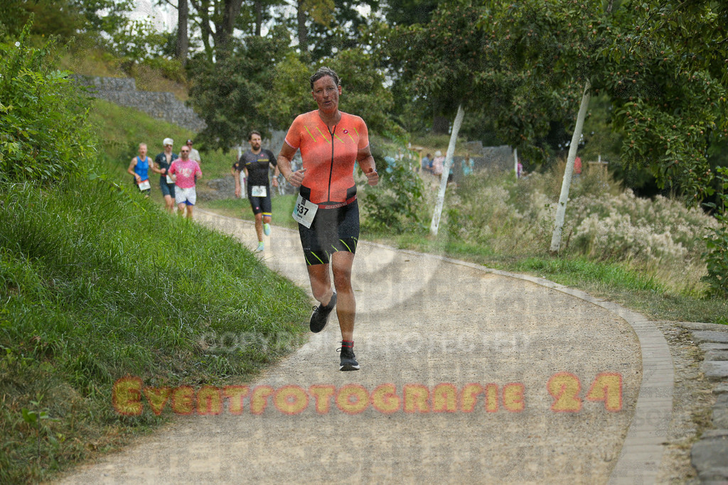 250824_1401_EX1_4654 | Sportfotografie im Rhein-Sieg Kreis, Köln, Bonn, NRW, Rheinland Pfalz, Hessen, etc. Unser Tätigkeitsfeld umfasst den Laufsport vom Volkslauf über den Marathon, Duathlon, Triathon bis zum Ultralauf wie Kölnpfad Ultra oder Schindertrail.