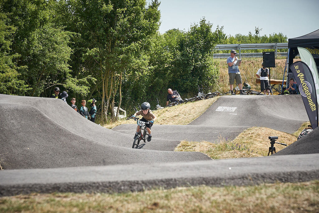 202506251-02 PM25 72@sebastiankopp | German Pumptrack Series - Realisiert mit Pictrs.com