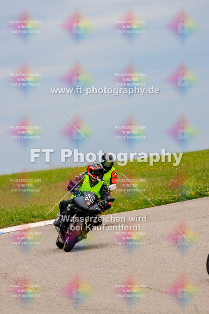 MotoTeam-2211 | Hier findet Ihr Bilder von Touristenfahrten auf der Nürburgring Nordschleife oder von anderen Veranstaltungen die ich besucht habe. Viel Spass beim Durch Schauen 