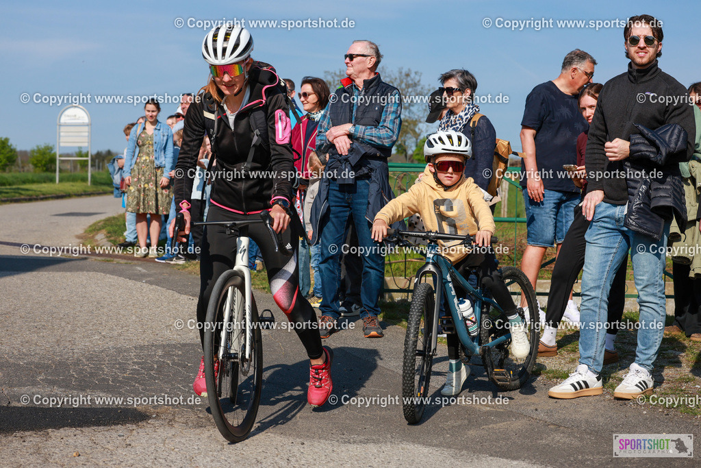 467_AR6_8911 | Neusiedlersee Radmarathon 2026@sportshot_your_pictrs #yourpictures#roadtowm2029 #nrm #neusiedlerseeradmarathon #neusiedlersee #neusiedlerseetourismus #burgenland #mörbisch #nrm26 #burgenlandtourismus #voglundco #poweredbyburgenlandtourismus #radsport #rad #marathon #ucigranfondo #visitburgenland #ucigranfondoworldseries