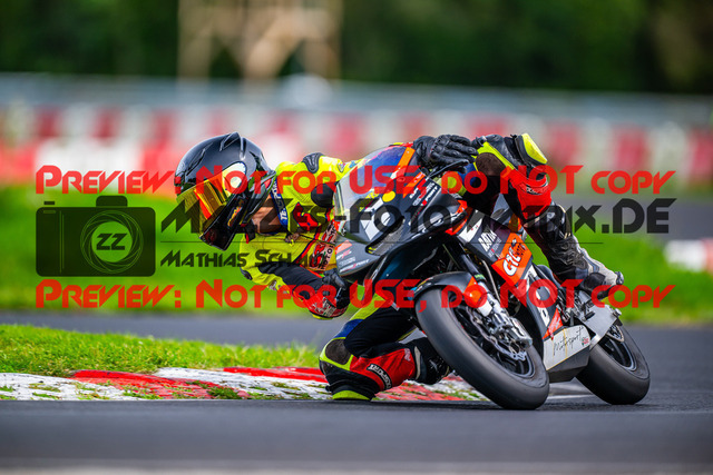 MaZZes_FotoMatrix_230824_0264 | Fotograf Mathias Schmid
Sportfotograf,
Eventfotograf,
Hochzeitsfotograf,
Portraitfotograf