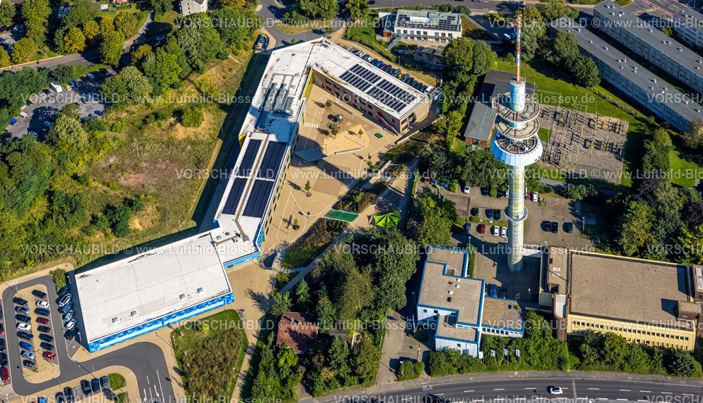 Velbert240812672 | Luftbild, Grundschule Kastanienallee, Fernmeldeturm Velbert (Telebert) Fernsehsender, oben der Kolping Kindergarten Kita Kastanienallee, Velbert, Ruhrgebiet, Nordrhein-Westfalen, Deutschland