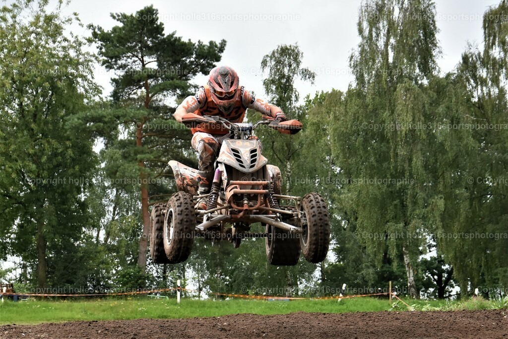 DSC_0890 (2) | Sportfotografie , Motorsport, Motoross, Reitsport, Mointainbike, Enduro,
Landschaft , Outdoor, Eventfotografie, Landschaft, Bilder online bestellen - Realisiert mit Pictrs.com