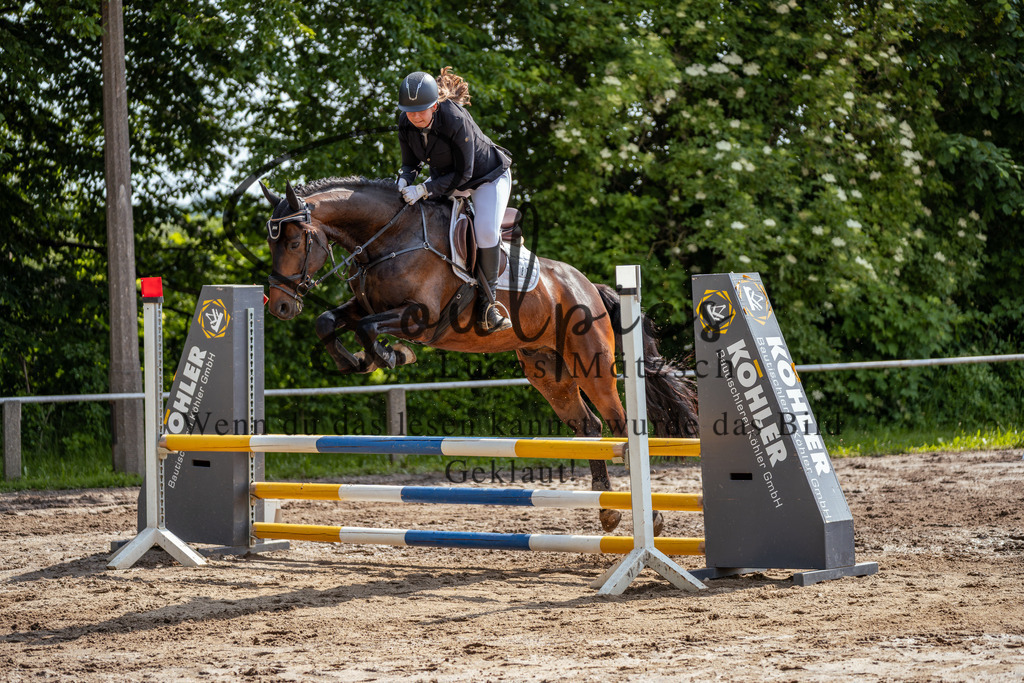 A7507413 | Turnier/Reitfotograf