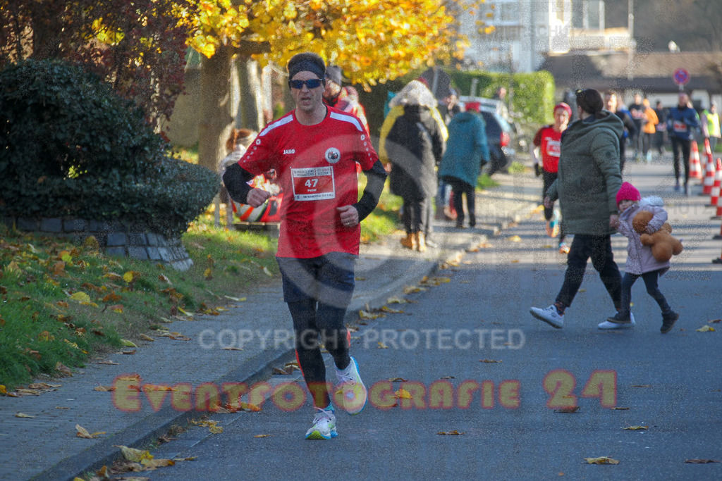 241201_1222_EV4_2228 | Sportfotografie im Rhein-Sieg Kreis, Köln, Bonn, NRW, Rheinland Pfalz, Hessen, etc. Unser Tätigkeitsfeld umfasst den Laufsport vom Volkslauf über den Marathon, Duathlon, Triathon bis zum Ultralauf wie Kölnpfad Ultra oder Schindertrail.