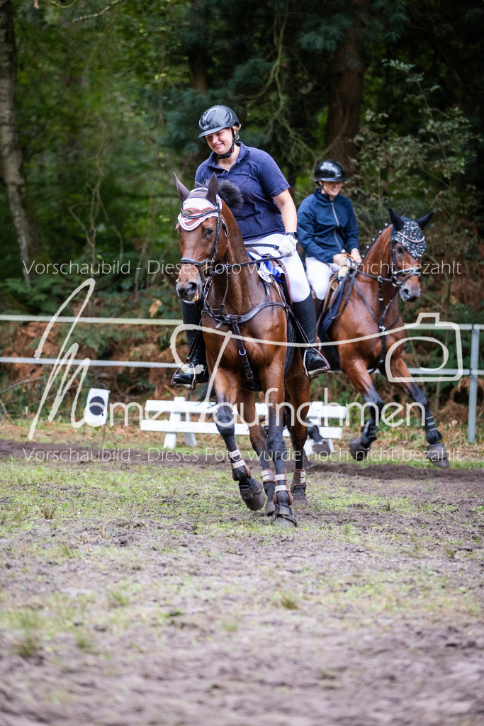 HB-JaD-057 | MomenTaufnahmen Pferdesportfotos
