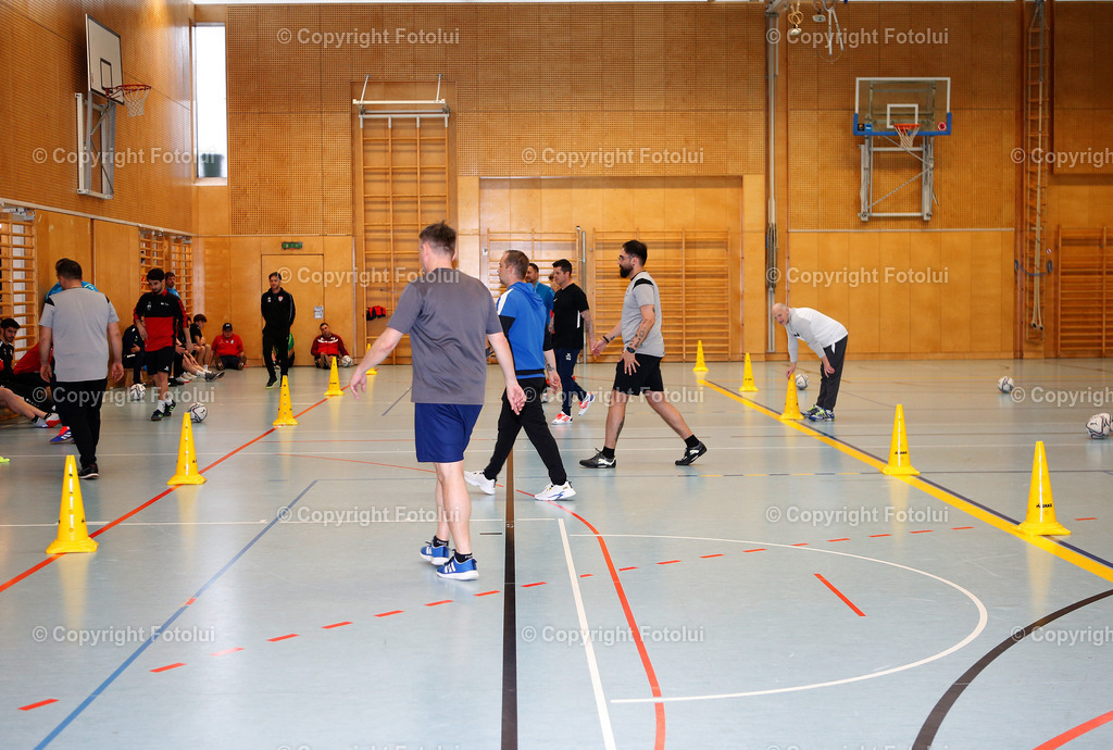 TRAINERAUSBILDUNG_01 | TRAINERAUSBILDUNG OOEFV WELS