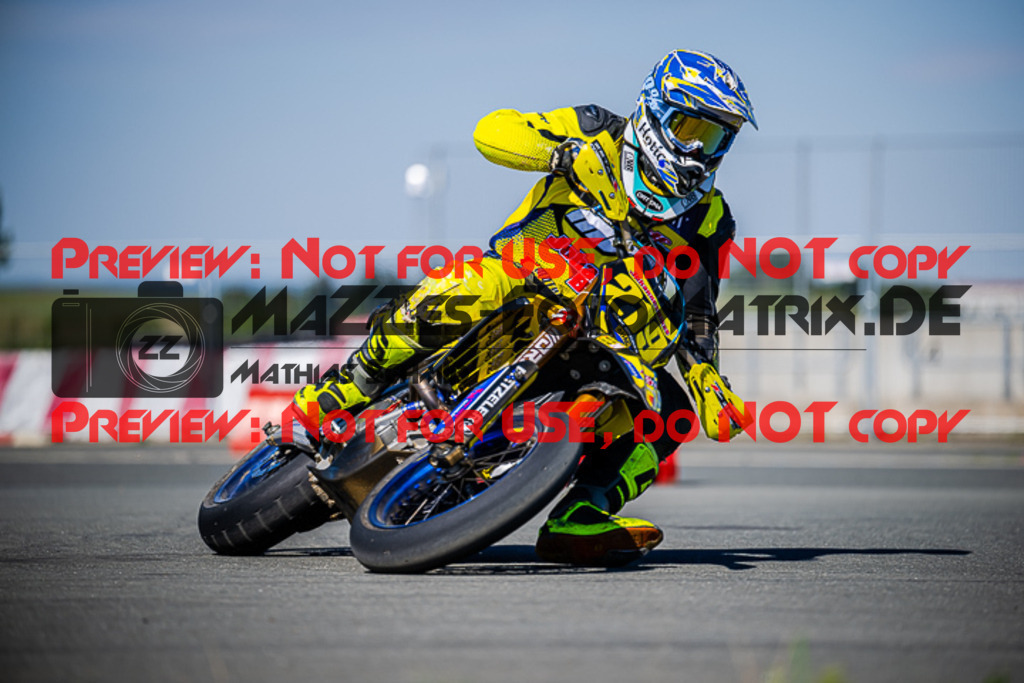 MaZZes_FotoMatrix_220903_1327 | S2