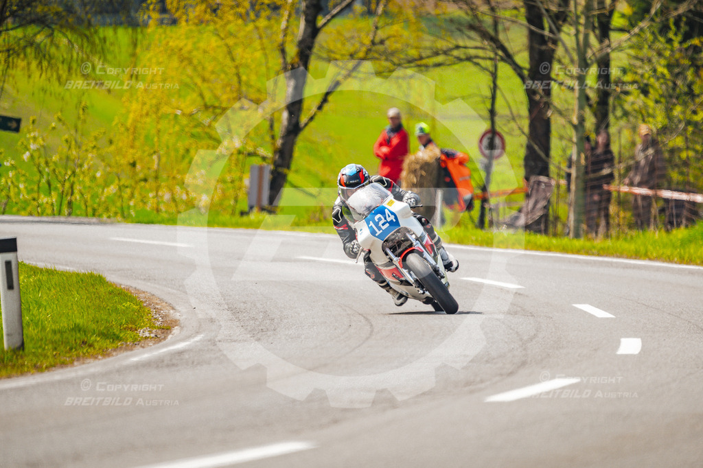 0655 - Bergrennen Landshaag2026 | BREITBILD Austria Webshop

Finde Fotos von: Breitbild, Breitbild Austria, Landshaag, Europeanbikers, KTM, BMW, Bergrennen, Bikeporn, Carporn, Bikes, Cars, Fotografie, Oberösterreich, Österreich, Berufsfotograf, Motorradteile Ganster, Julbach, Pannoniari - Realisiert mit Pictrs.com