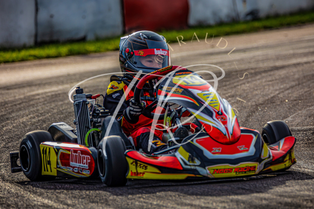 76F2E4DA-5913-431E-8763-5CAD7B23EC38 | traudl_s_fotos