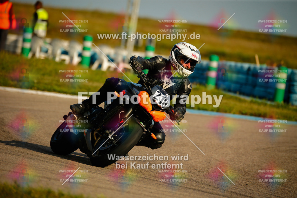 _MOT5283 | Hier findet Ihr Bilder von Touristenfahrten auf der Nürburgring Nordschleife oder von anderen Veranstaltungen die ich besucht habe. Viel Spass beim Durch Schauen 