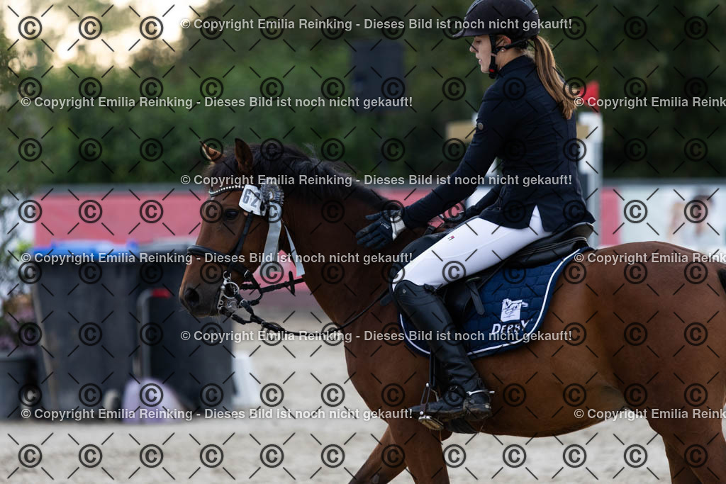 CL5A3130 | Emilia Reinking Fotografie - Realisiert mit Pictrs.com