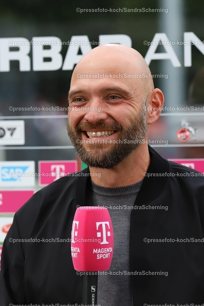 XSSC21092501023 | 21.09.2025, xsscx, Frauen Fußball, 1. FC Koeln - VfL Wolfsburg, 1. Fußball Bundesliga, 3. Spieltag, Franz-Kremer-Stadion, Saison 2025 2026: Stephan Lerch (Chefftrainer VfL Wolfsburg) DFB regulations prohibit any use of photographs as image sequences and or quasi-video. Nordrhein-Westfalen Deutschland