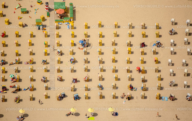 Luebeck15069459Travemuende | Sandstrand von Travemünde an der Ostsee, Ostseestrand, Strandkörbe, Badestrand, Brodtener Ufer vor dem A-ROSA Hotel, Travemünde,  Lübeck, Lübecker Bucht, Hansestadt, Schleswig-Holstein, Deutschland