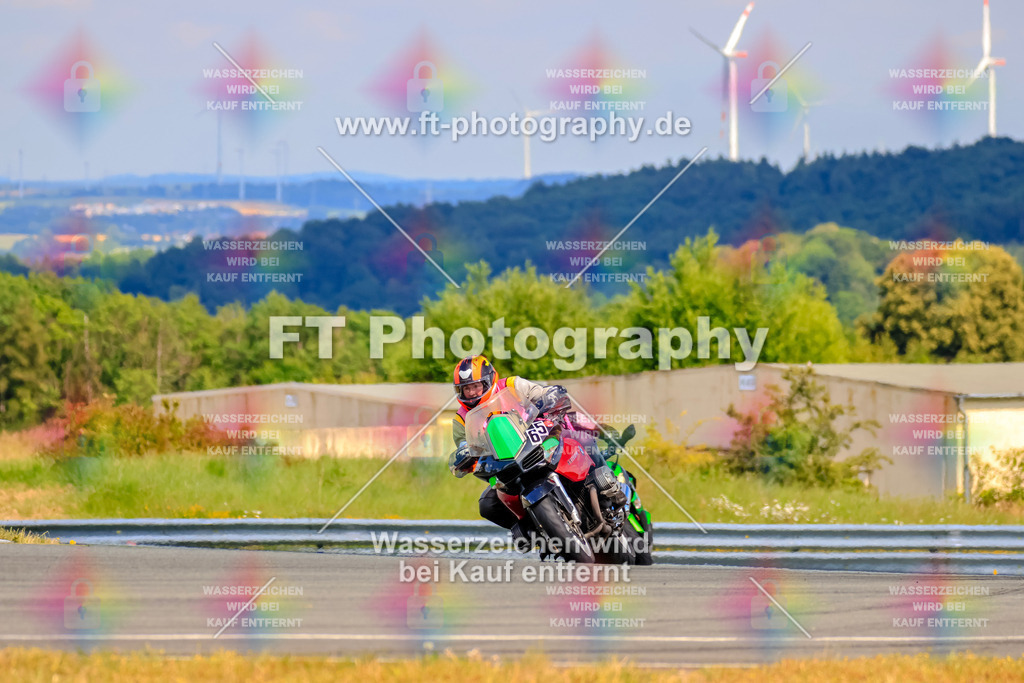 _TCM5292 | Hier findet Ihr Bilder von Touristenfahrten auf der Nürburgring Nordschleife oder von anderen Veranstaltungen die ich besucht habe. Viel Spass beim Durch Schauen 