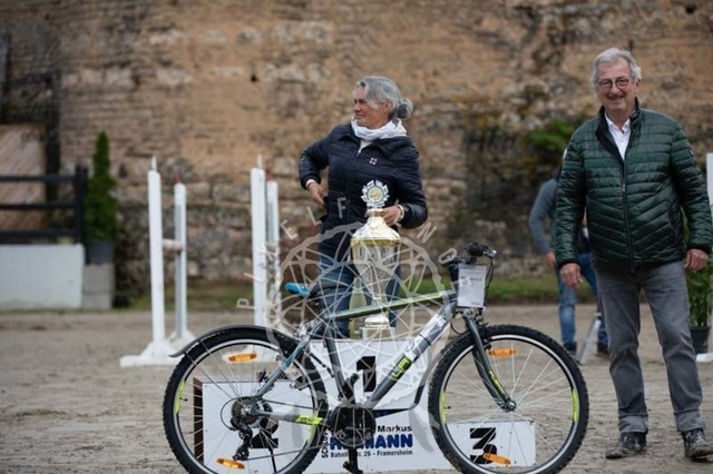 2B4A3384 | pixelfaenger - Realisiert mit Pictrs.com