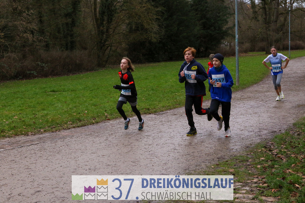 Stadtwerke Jugendlauf 1700m | 3 Koenigslauf 2023 - Realisiert mit Pictrs.com