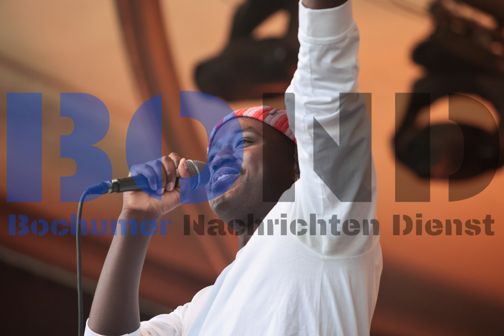 SES_BTJMAH20250704-10 | bond - Realisiert mit Pictrs.com